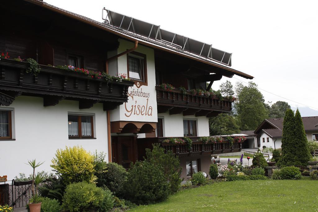 Gaestehaus Gisela Bruck am Ziller المظهر الخارجي الصورة